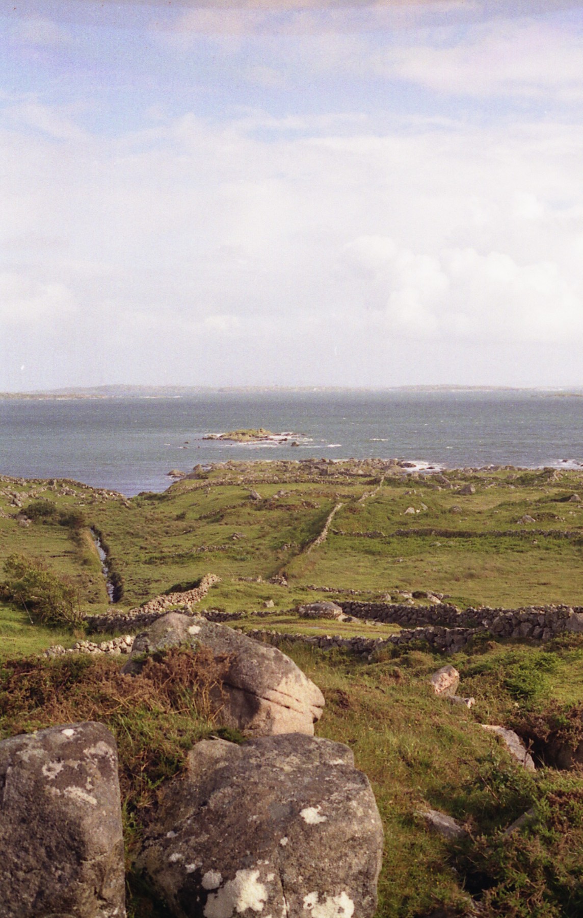 91_ireland_135_neg.htm